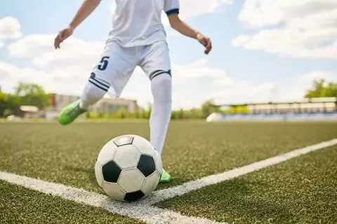 جلبت الفقر بعد أن كان دافعها.. يلا كورة يتتبع أزمة المراهنات في نادي دمياط